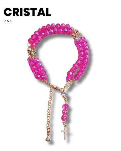 TERÇO DE PULSO FOLHEADO PINK



O terço folheado com cristal doce de leite é uma peça de fé que combina delicadeza, elegância e espiritualidade. Suas contas em tom suave e acolhedor remetem à serenidade e à doçura da oração. O acabamento folheado confere um brilho sutil e refinado, tornando-o um acessório perfeito tanto para uso pessoal quanto para presentear em ocasiões especiais como batizados, crismas e casamentos.


---

CARACTERÍSTICAS:

Contas: Cristal na cor doce de leite (tom caramelo claro)

Acabamento: Folheado ouro

Cruz: Trabalhada com detalhes delicados, também folheada

Tamanho: Aproximadamente 34 cm (pode variar de acordo com o modelo)

Peso: Leve, confortável para carregar ou usar

Estilo: Clássico e sofisticado

Indicação de uso: Orações diárias, acessórios devocionais ou presente religioso


