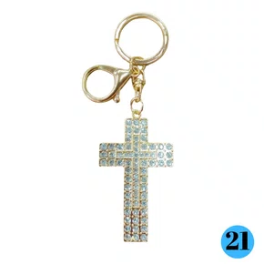 Chaveiro CRUZ CRAVEJADA DE STRASS - Modelo 21 Unidades)