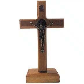 Crucifixo de Mesa com Cristo e Medalha de São Bento P (14cm)