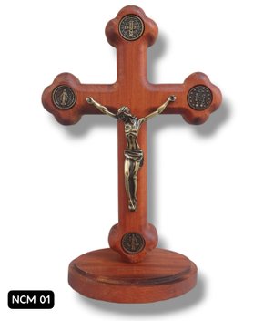 Crucifixo em Madeira - Medalhas