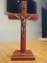Crucifixo em Madeira Tradicional Mogno - 19CM